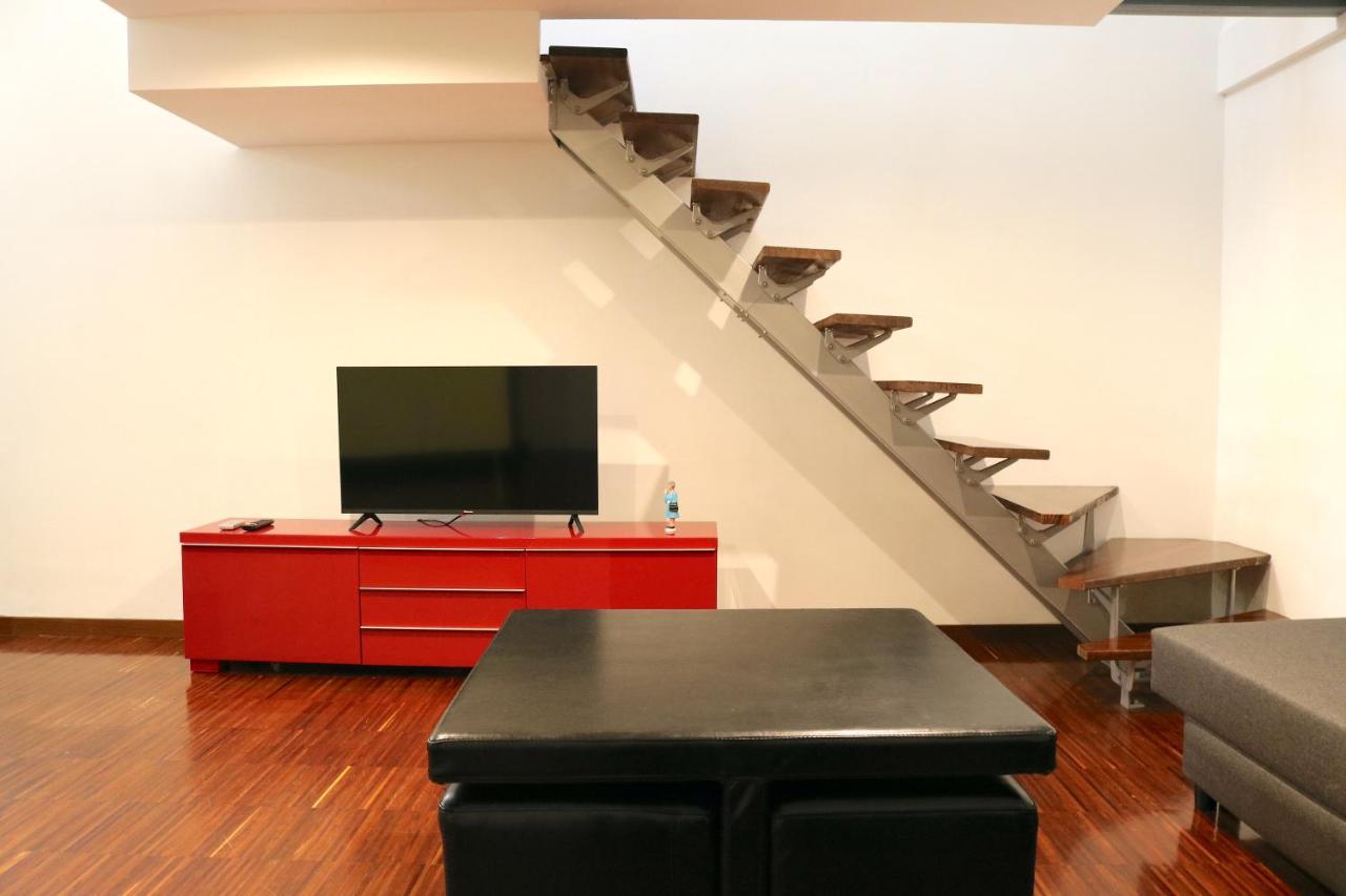 Apartamento Cozy & Large Loft Famagosta Milán Exterior foto